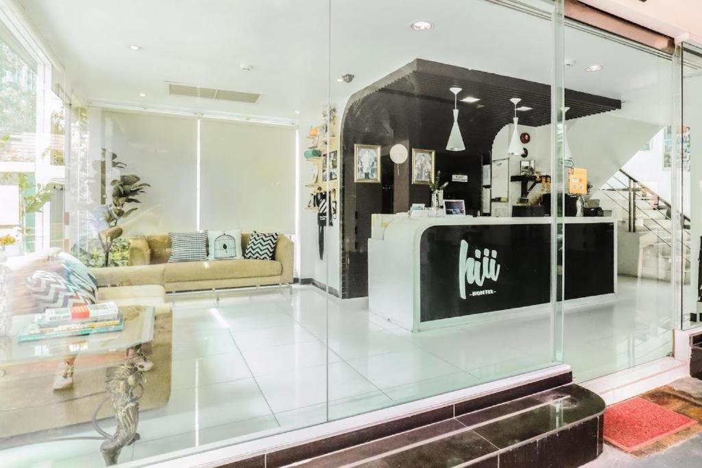 Go Inn Thonglor 23 โกอินน์ ทองหล่อ 23 X Bangkok Exterior foto